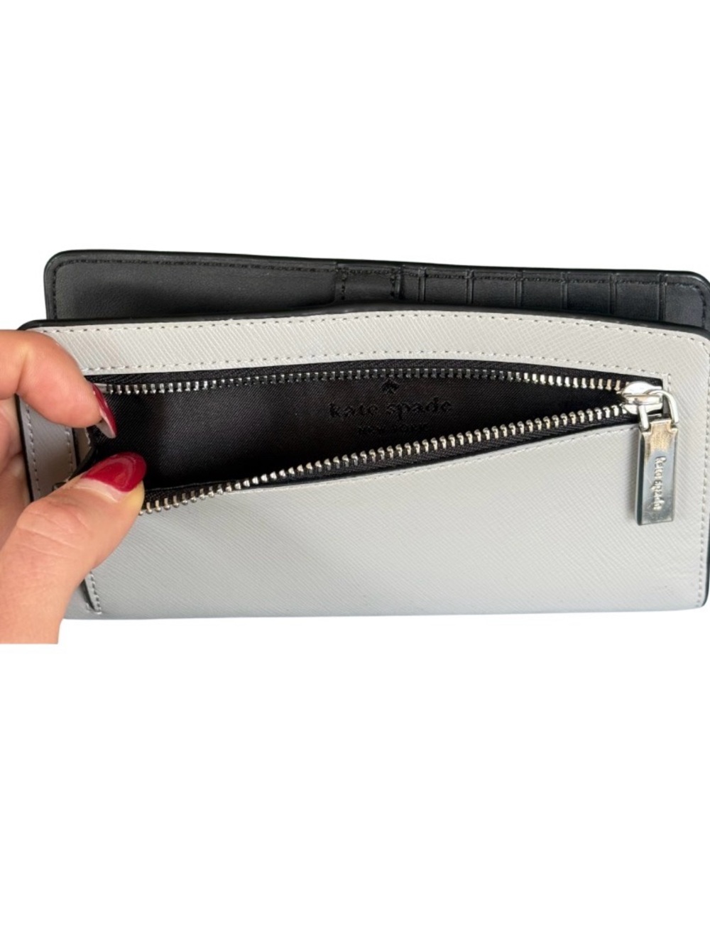 kate spade New York Grey and White Saffiano Leather Bi-Fold Wallet, NWOT - Picture 3 of 9
